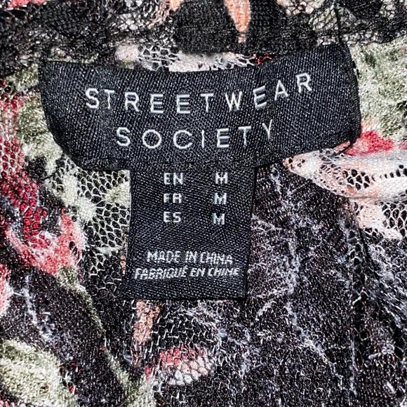 🎉 Bundle Deal: 4 for $20! 🎉 floral lace open duster M - Picture 6 of 6